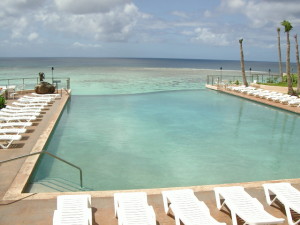 グアムリーフ　インフィニティプール