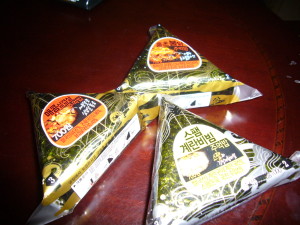 韓国　ファミリーマート　おにぎり