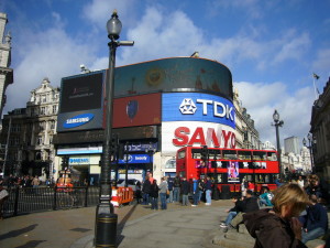 ロンドン　ピカデリーサーカス