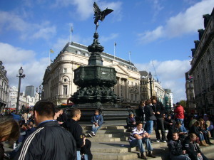 ロンドン　ピカデリーサーカス