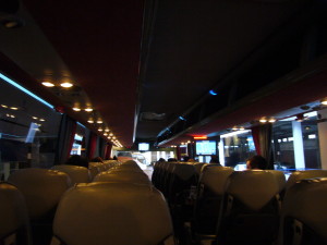 ロンドン　送迎バス