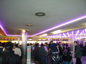 ヒースロー　ヴァージン　チェックインカウンター