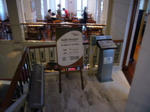 シンガポール　リトルインディア　ビレッジ ホテル アルバート コート　朝食